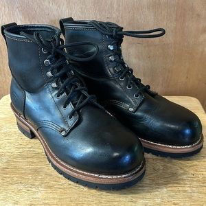 Men’s sketchers work boot size 11 new w/o original box very soft leather